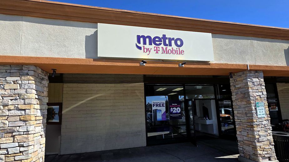 Metro by T-Mobile 1592 Fitzgerald Dr - 1592 Fitzgerald Dr 