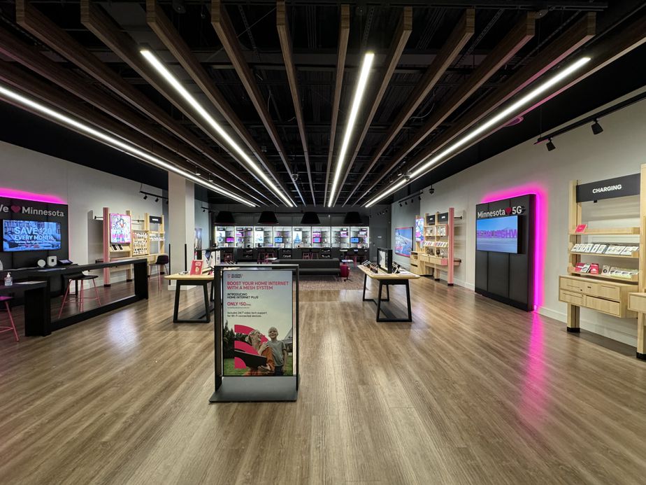 Interior photo of T-Mobile Store at Mall of America, Bloomington, MN