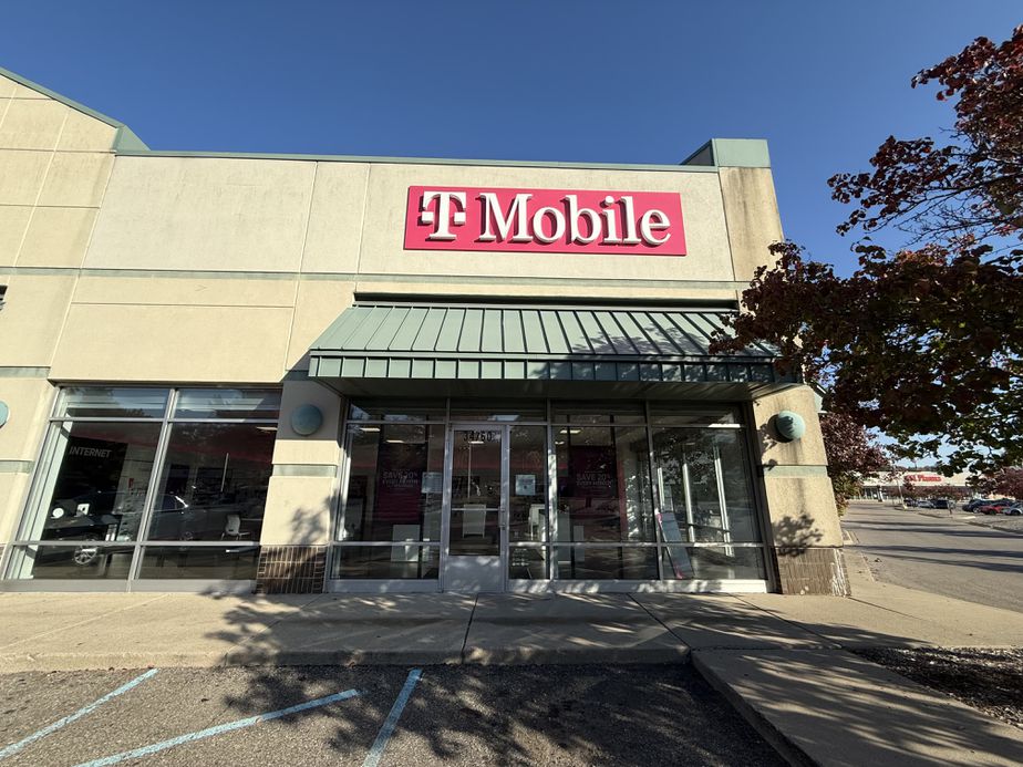 Exterior photo of T-Mobile Store at Ford Rd. & Wayne Rd., Westland, MI