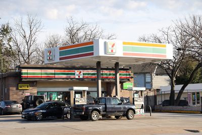 Image gallery for 7-Eleven