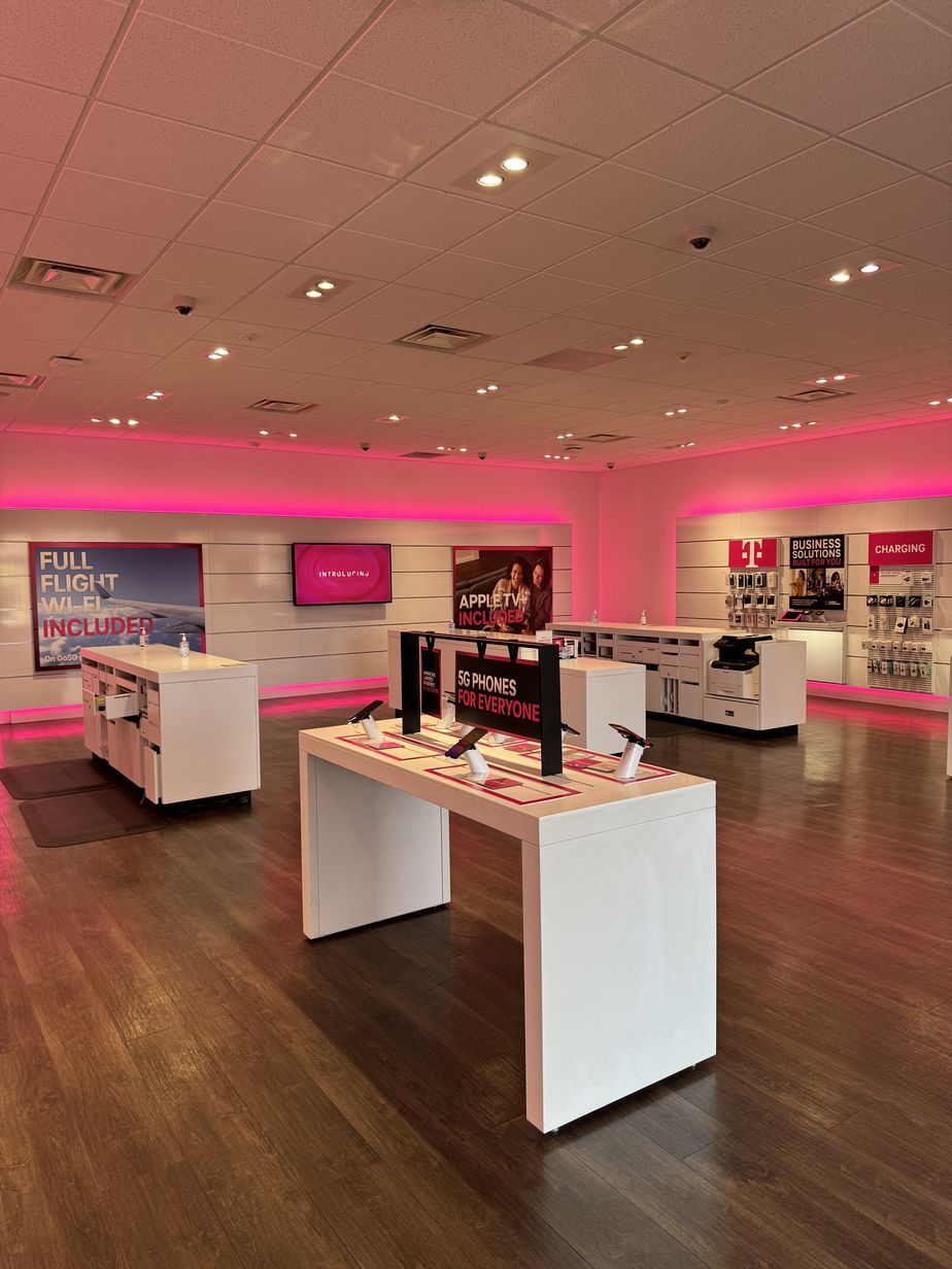 Interior photo of T-Mobile Store at West BRd St at Short Pump, Richmond, VA