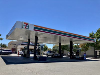 Image gallery for 7-Eleven