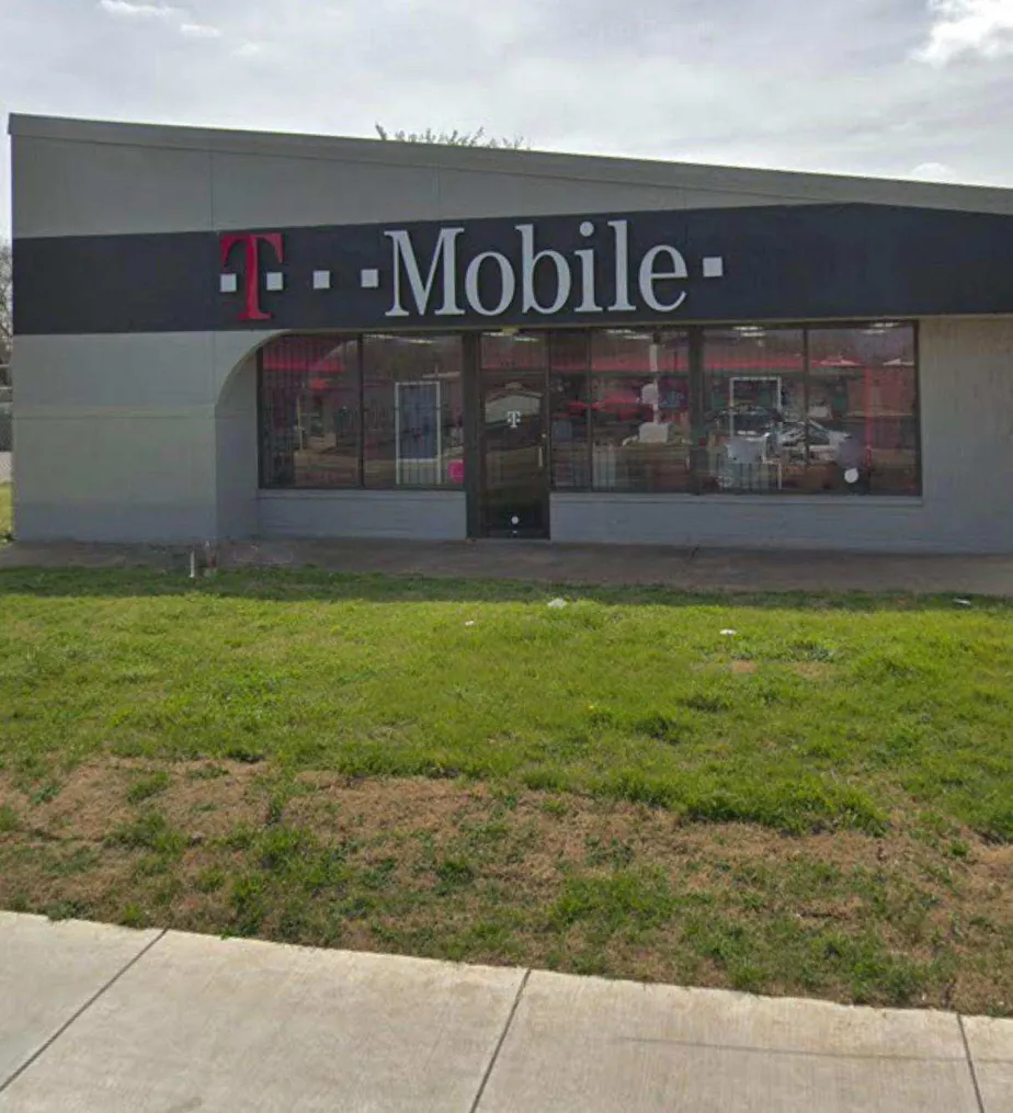 Exterior photo of T-Mobile store at Sw 29th St & S Miller Ave, Oklahoma City, OK