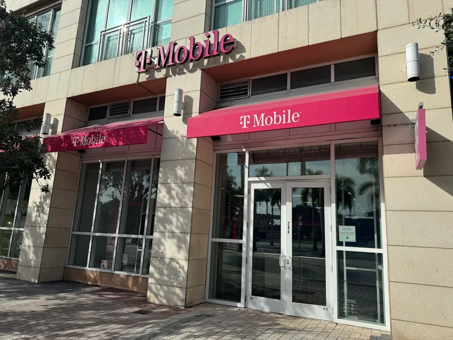 Exterior photo of T-Mobile Store at Biscayne Blvd & NE 2nd St, Miami, FL