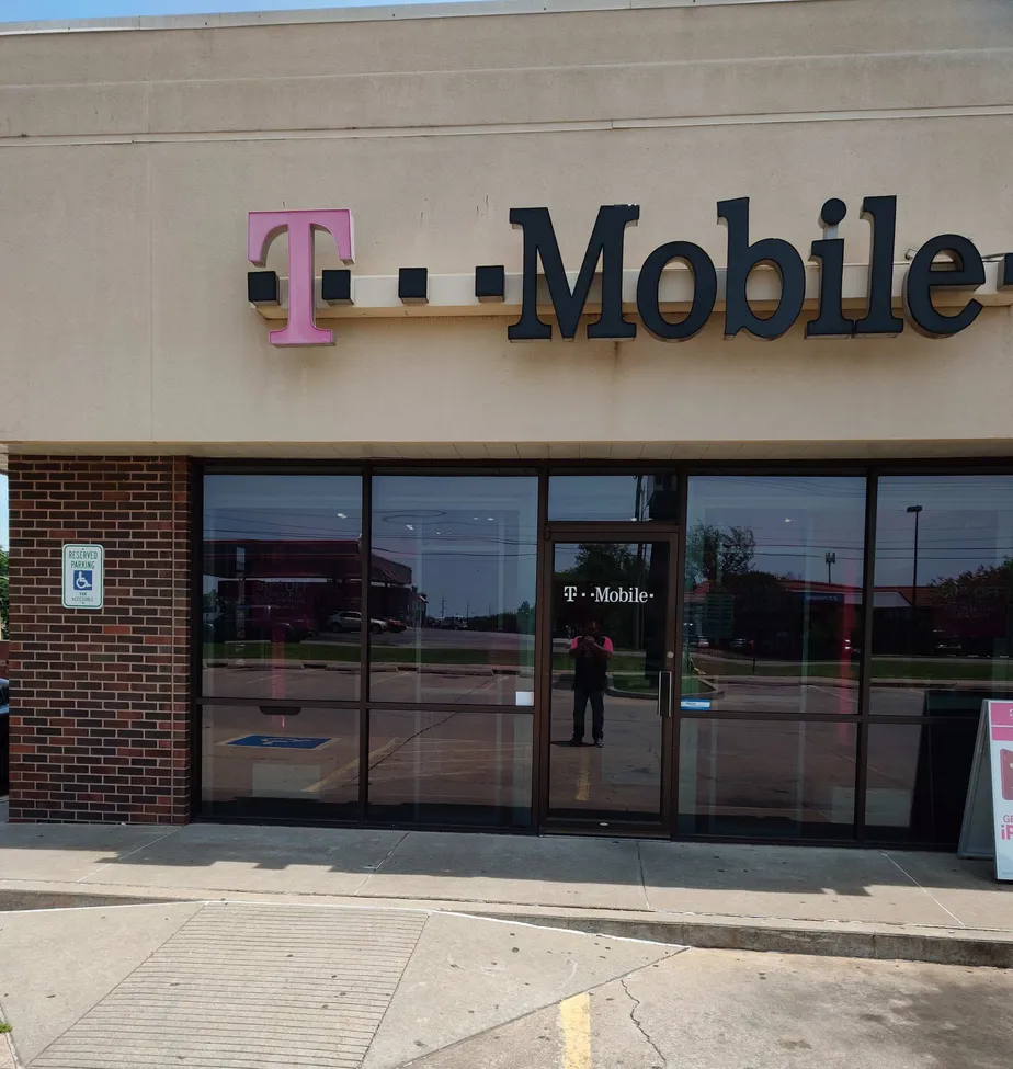 Exterior photo of T-Mobile store at Pioneer Square - Stillwater, Stillwater, OK