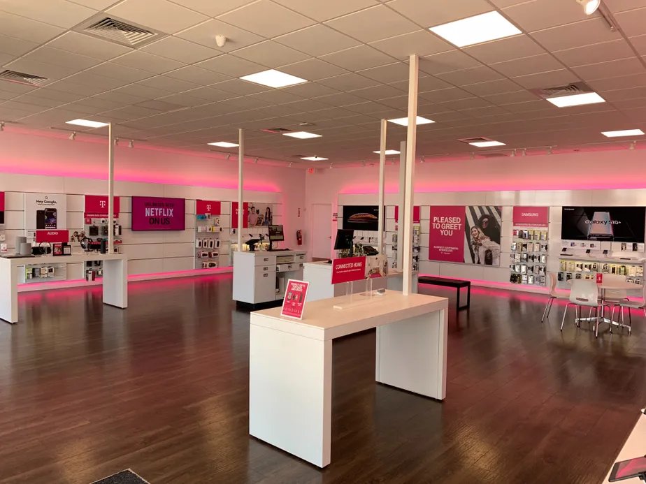  Interior photo of T-Mobile Store at Eastlake Blvd & Peyton Rd, El Paso, TX 