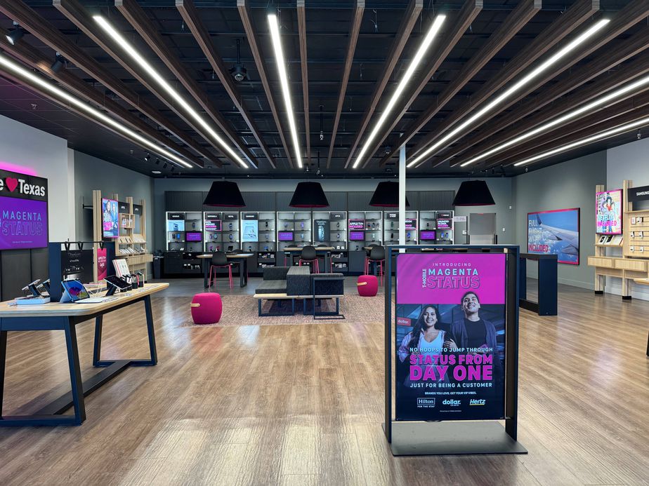 Interior photo of T-Mobile Store at Fm 685 & E Pflugerville Pkwy, Pflugerville, TX