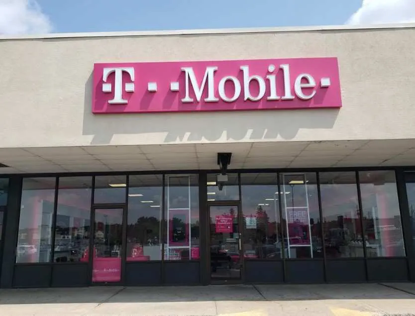  Exterior photo of T-Mobile store at Grant Ave & Mcintosh Dr, Auburn, NY 