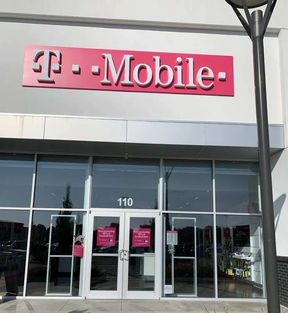Exterior photo of T-Mobile store at College Mall 2, Bloomington, IN