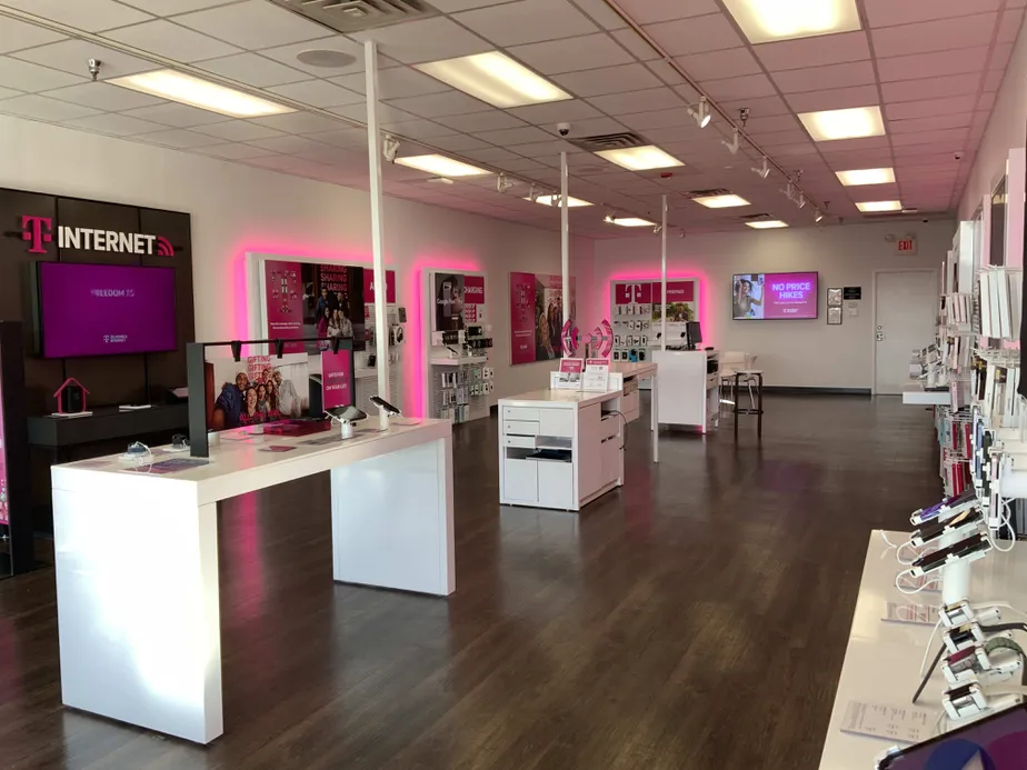 Interior photo of T-Mobile Store at Commerce - Banks Crossing, Commerce, GA