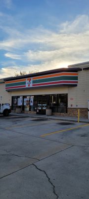 Image gallery for 7-Eleven