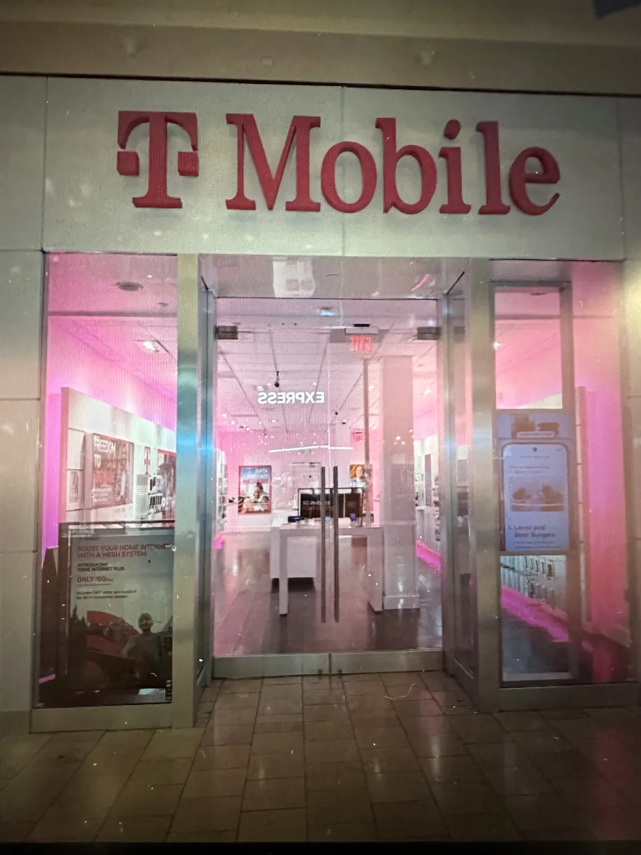  Exterior photo of T-Mobile Store at Robinson Mall, Pittsburgh, PA 