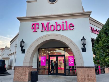 Exterior photo of T-Mobile Store at Gulfgate, Houston, TX