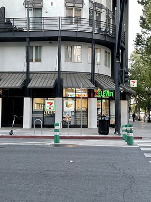 Image gallery for 7-Eleven