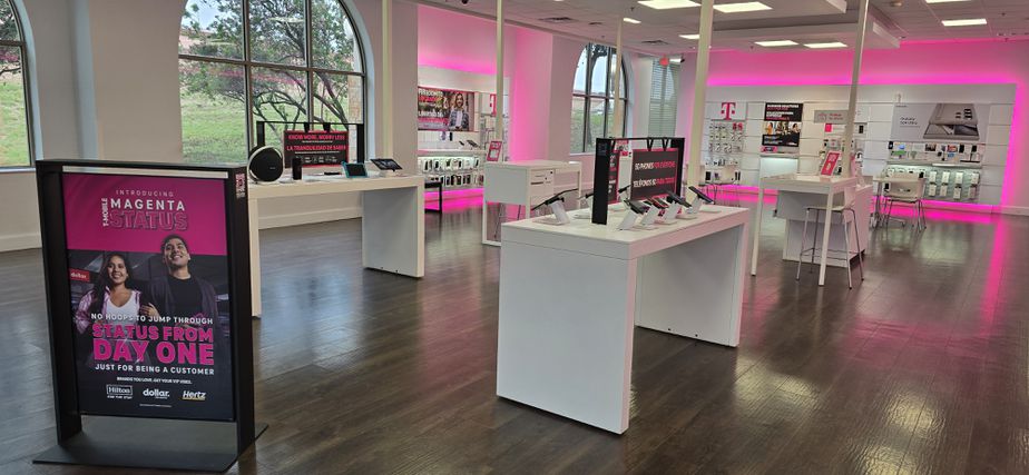 Interior photo of T-Mobile Store at Independence Plaza, Laredo, TX