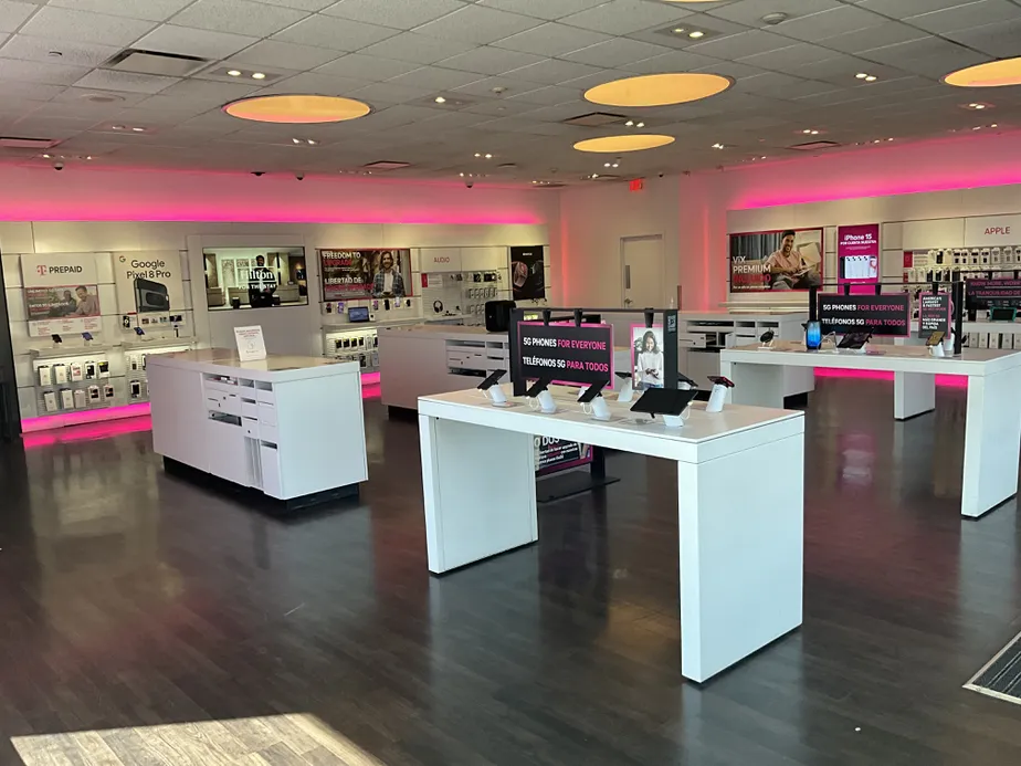  Interior photo of T-Mobile Store at 51st Ave & Indian School, Phoenix, AZ 