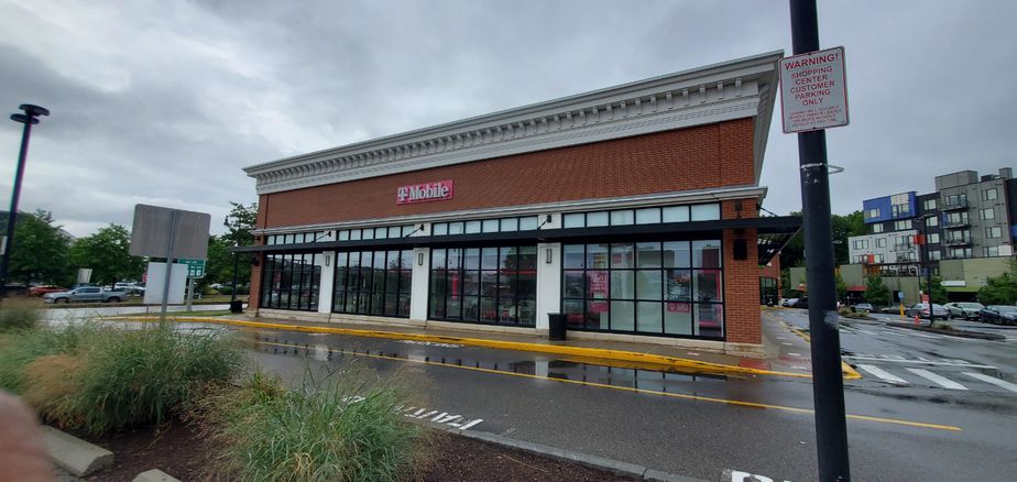 Exterior photo of T-Mobile Store at Alewife Brook Parkway Center, Cambridge, MA