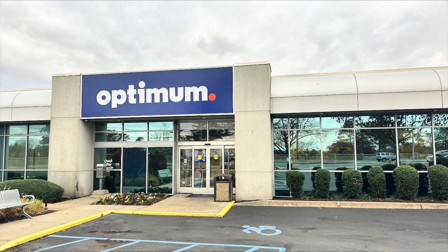 Optimum Lindenhurst - 1144 Route 109