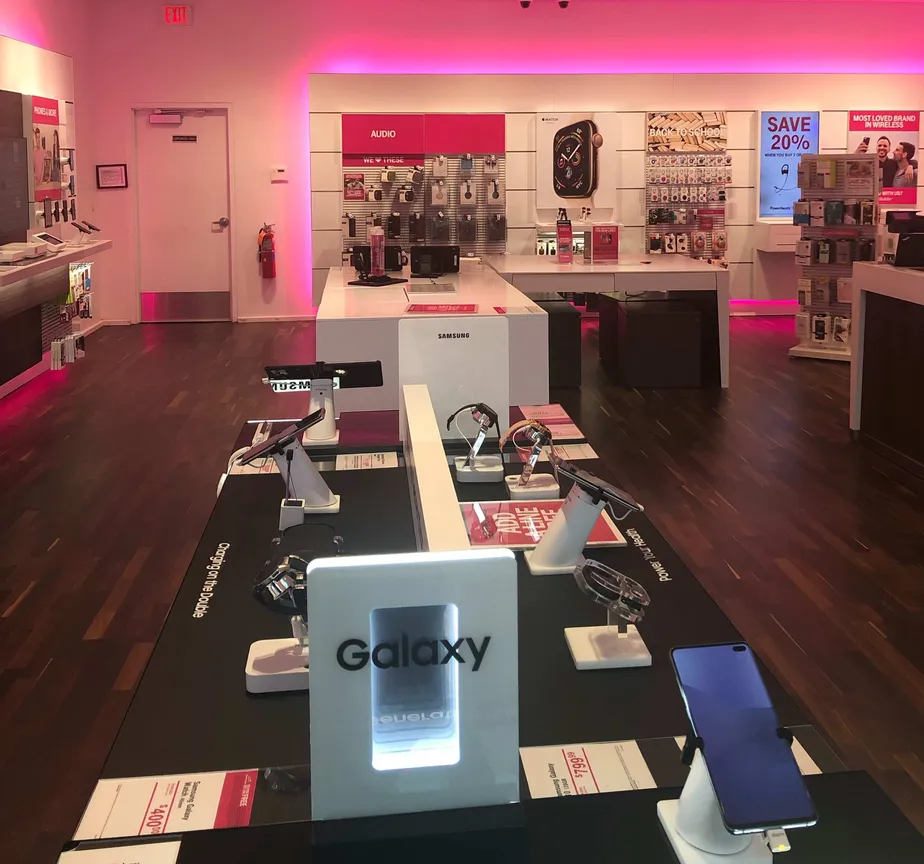 Interior photo of T-Mobile Store at Menlo Park Mall, Edison, NJ