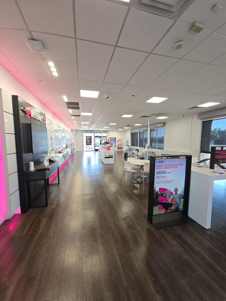 Interior photo of T-Mobile Store at Shaw & Blythe, Fresno, CA