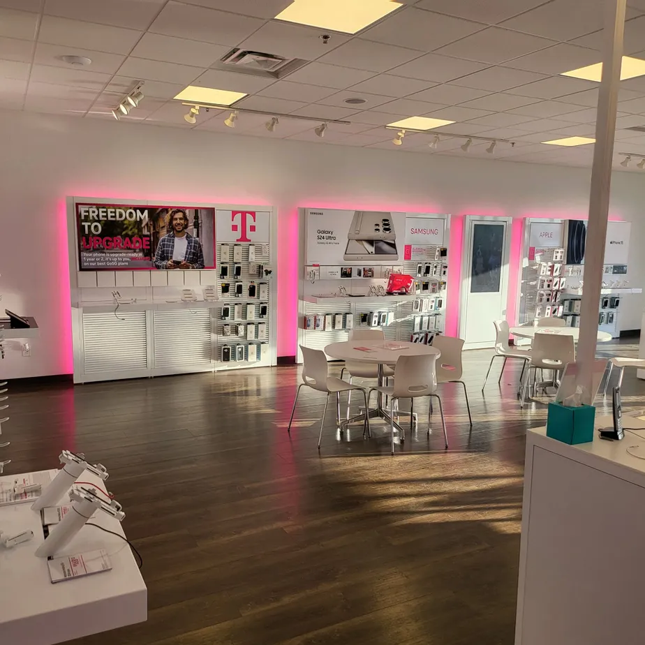  Interior photo of T-Mobile Store at Arizona & Ruins, Coolidge, AZ 