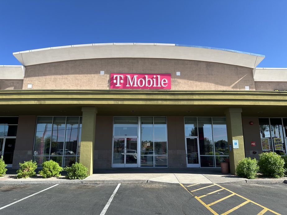 Exterior photo of T-Mobile Store at E Baseline Rd & S Power Rd, Mesa, AZ