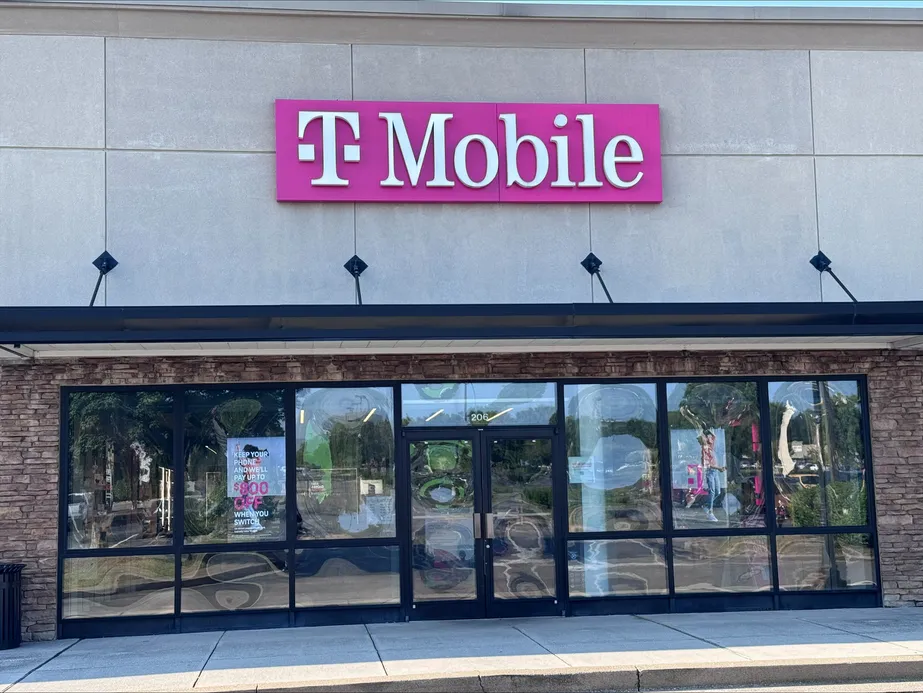 T-Mobile Kingston Pike & Buckingham