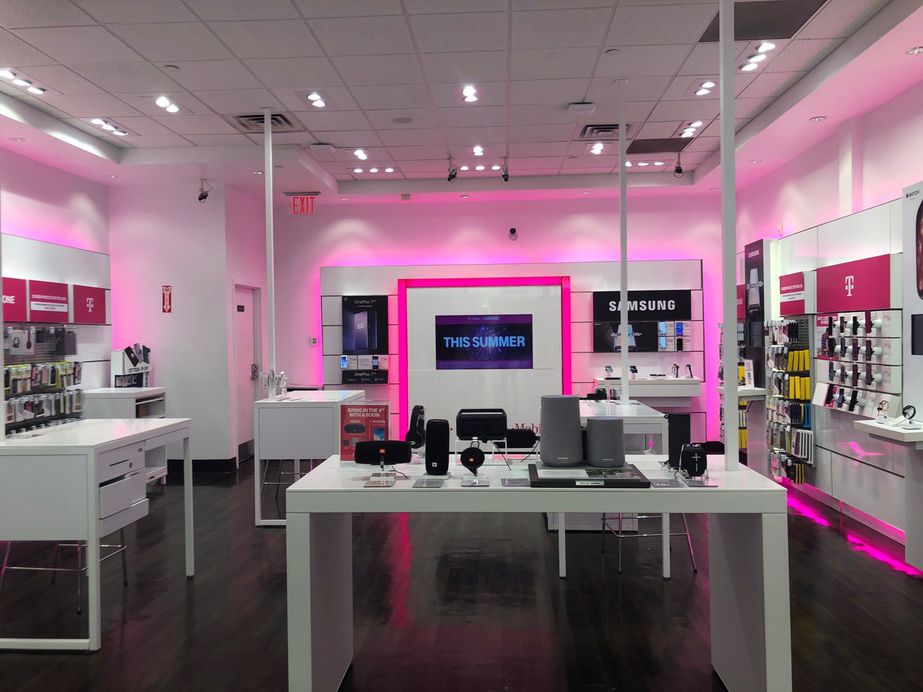 Interior photo of T-Mobile Store at Woodbridge Center, Woodbridge, NJ