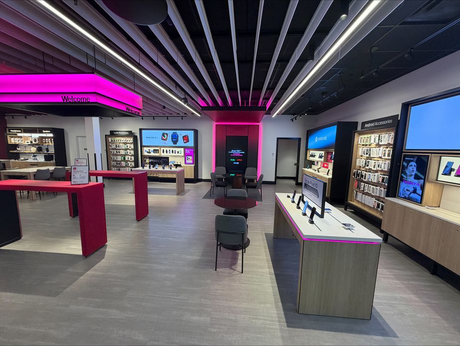  Interior photo of T-Mobile Store at Tyson's Corner, McLean, VA 