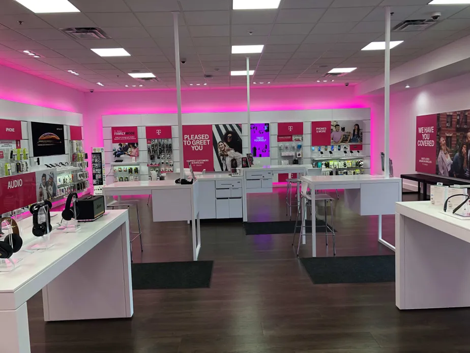 Interior photo of T-Mobile Store at Barry Rd & US 169 2, Kansas City, MO