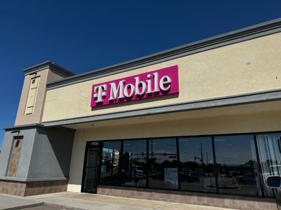 T-Mobile Authorized Retailer