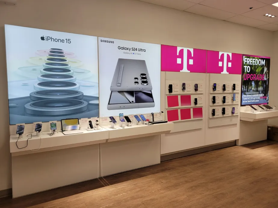  Interior photo of T-Mobile Store at South Mall, Allentown, PA 
