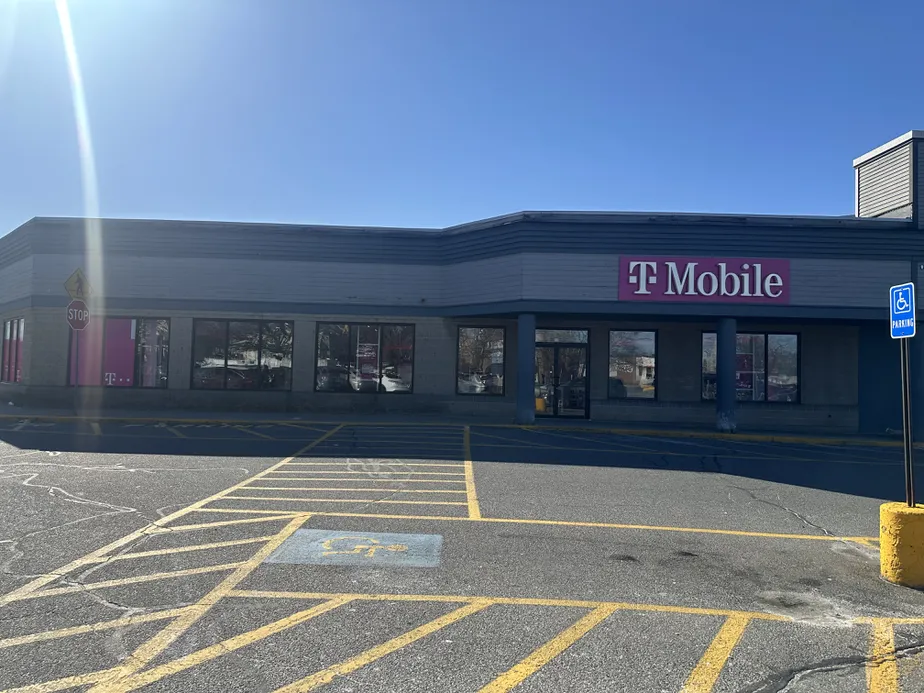  Exterior photo of T-Mobile Store at Winthrop Ave & Grafton St, Lawrence, MA 