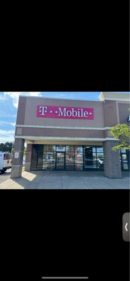 T-Mobile Authorized Retailer