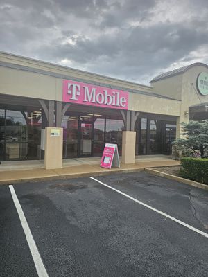 T-Mobile Authorized Retailer