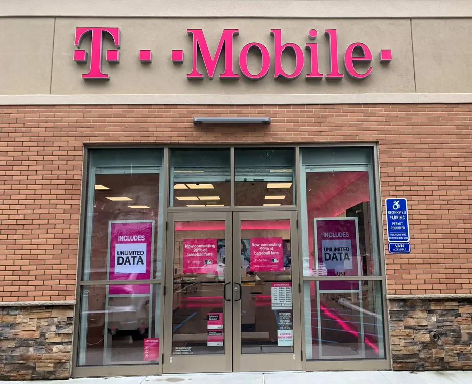 Exterior photo of T-Mobile store at Newtown Rd & Eagle Rd, Danbury, CT