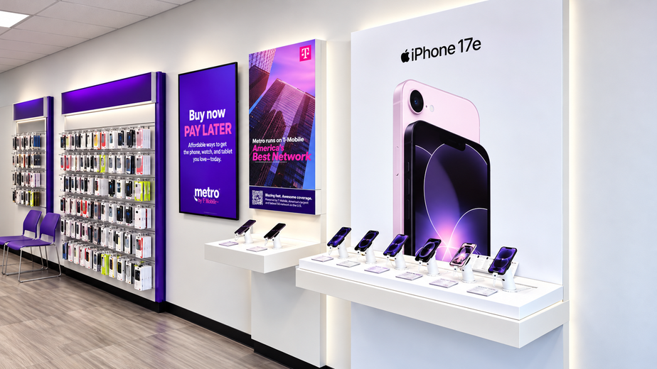 Metro by T-Mobile 699 Northland Blvd - 699 Northland Blvd 
