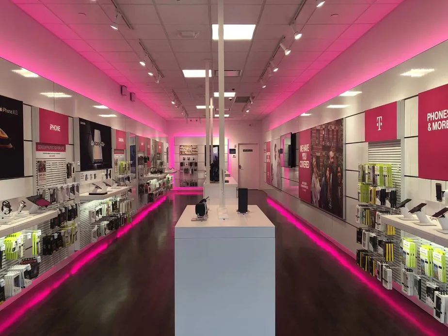Interior photo of T-Mobile Store at Long Hill Rd & Drozdyk Dr, Groton, CT
