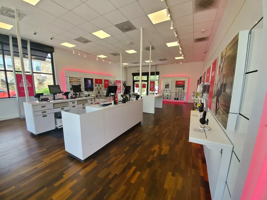 Interior photo of T-Mobile Store at S Pine Ave & SW Broadway St, Ocala, FL