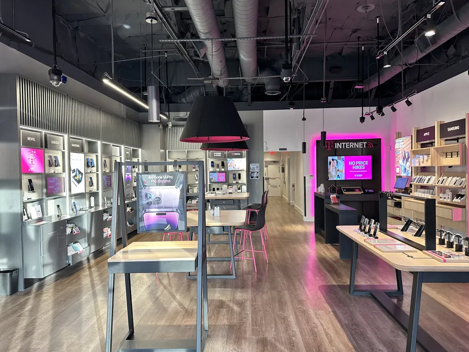  Interior photo of T-Mobile Store at Vista Way & Avocado Rd, Oceanside, CA 