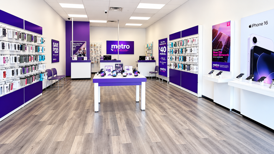 Metro by T-Mobile 5130 S Fort Apache Rd - 5130 S Fort Apache Rd 