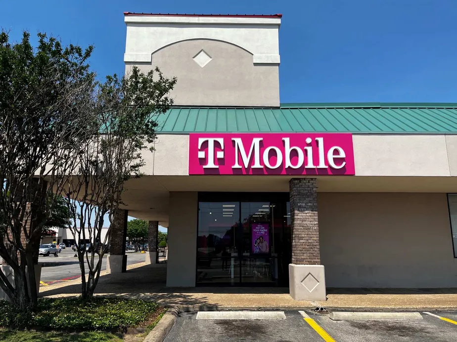 Exterior photo of T-Mobile Store at Plano Rd & Buckingham, Richardson, TX