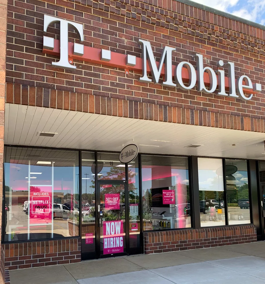 Exterior photo of T-Mobile store at S Randall Rd & Main St, Batavia, IL