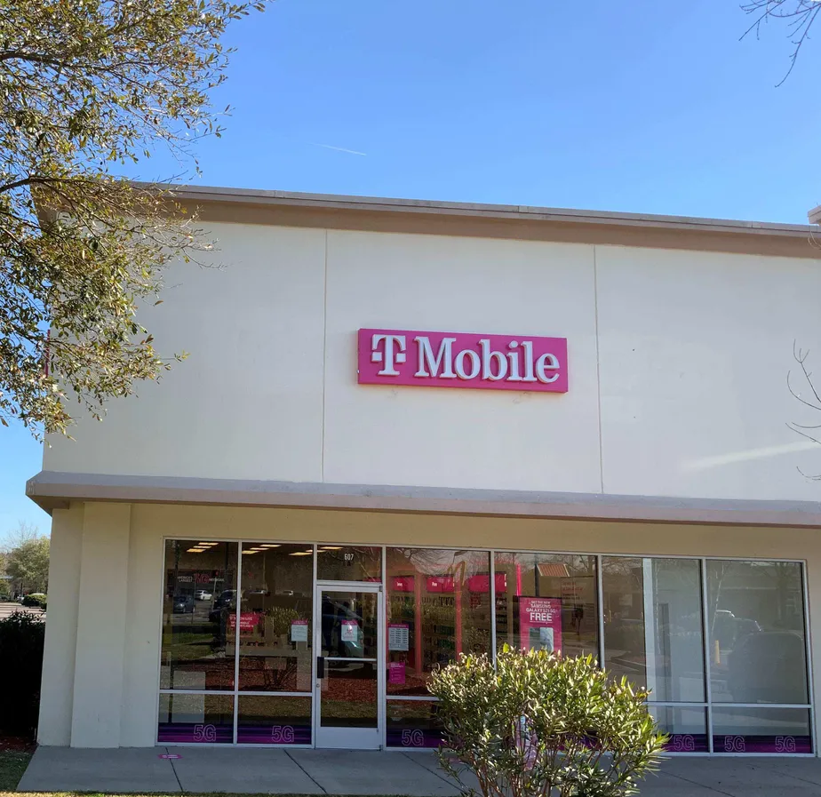 Exterior photo of T-Mobile store at Saint James Ave & Davenport St 2, Goose Creek, SC