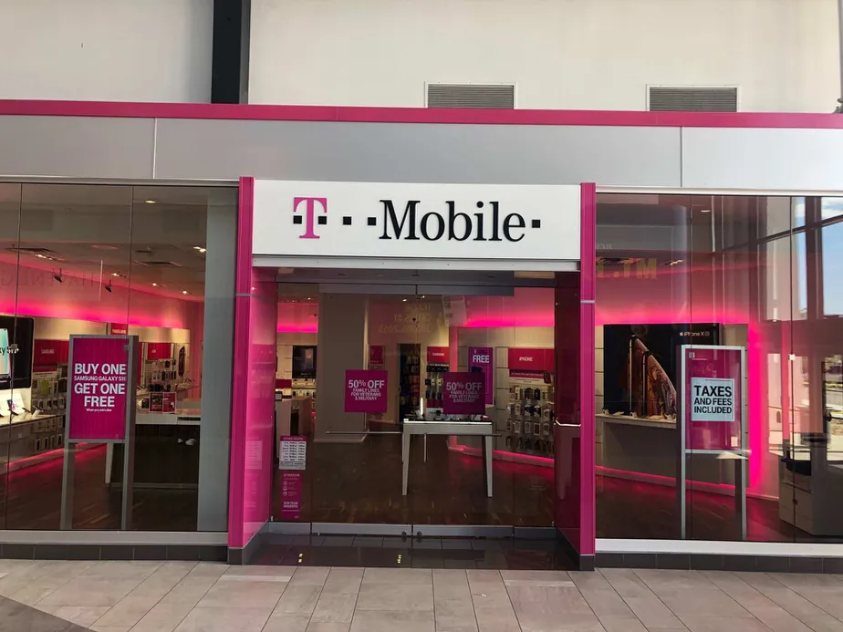 Exterior photo of T-Mobile store at South Towne Center, Sandy, UT