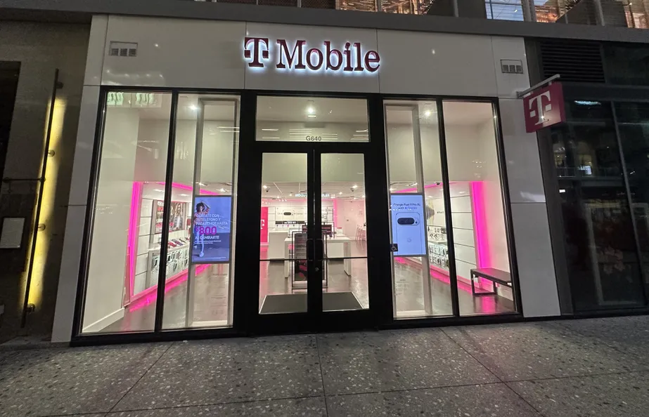  Exterior photo of T-Mobile Store at The Bloc, Los Angeles, CA 