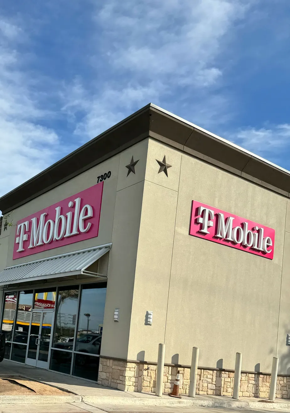 Exterior photo of T-Mobile Store at N 10th & W Trenton, Mcallen, TX