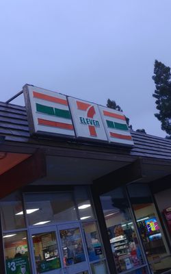 Image gallery for 7-Eleven