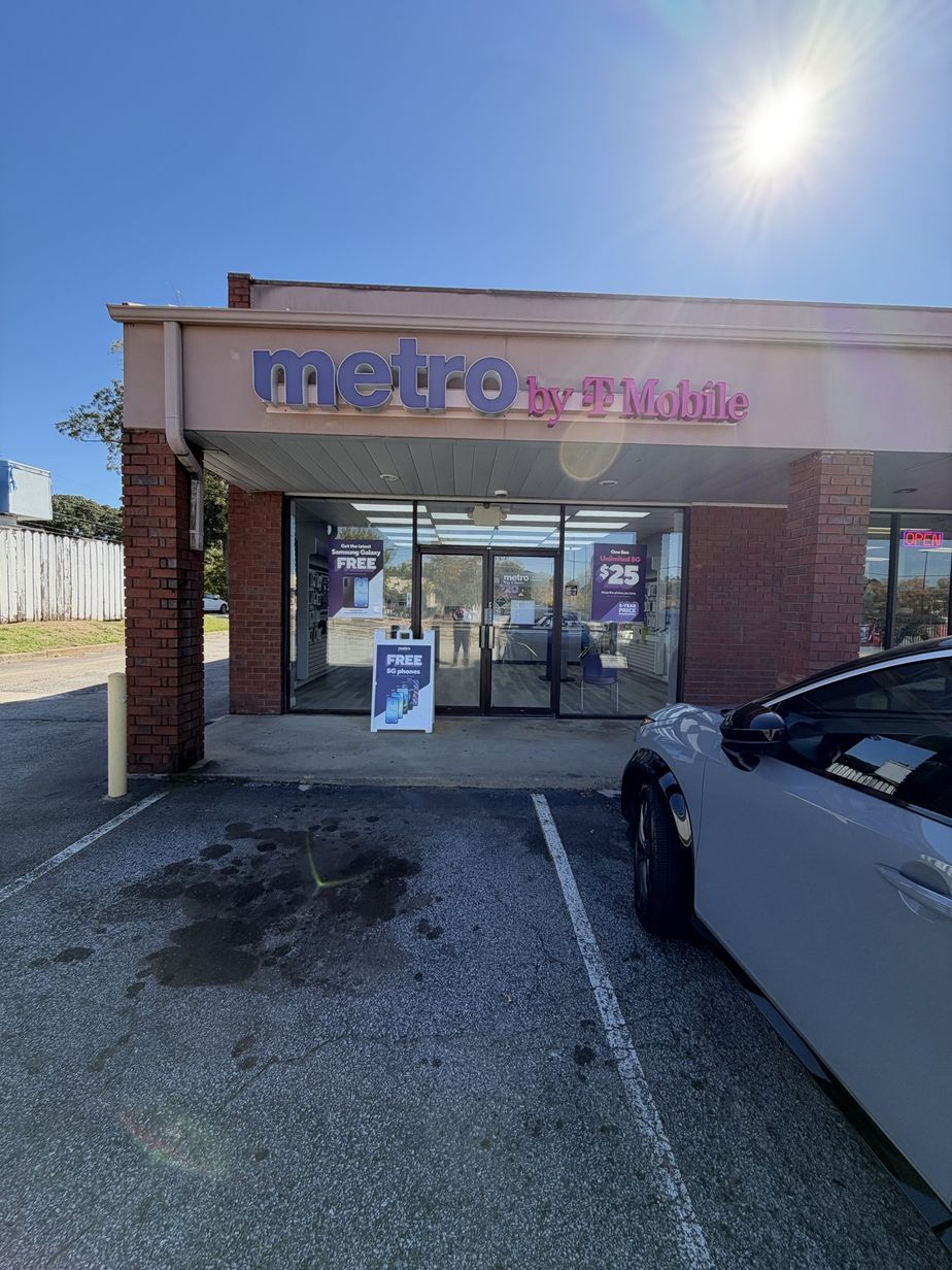 Metro by T-Mobile 6163 Reynolds Rd - 6163 Reynolds Rd 
