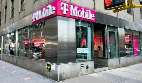 Exterior photo of T-Mobile Store at Maiden Lane & Water St, New York, NY